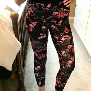 Lululemon Full on Luxstream Legging